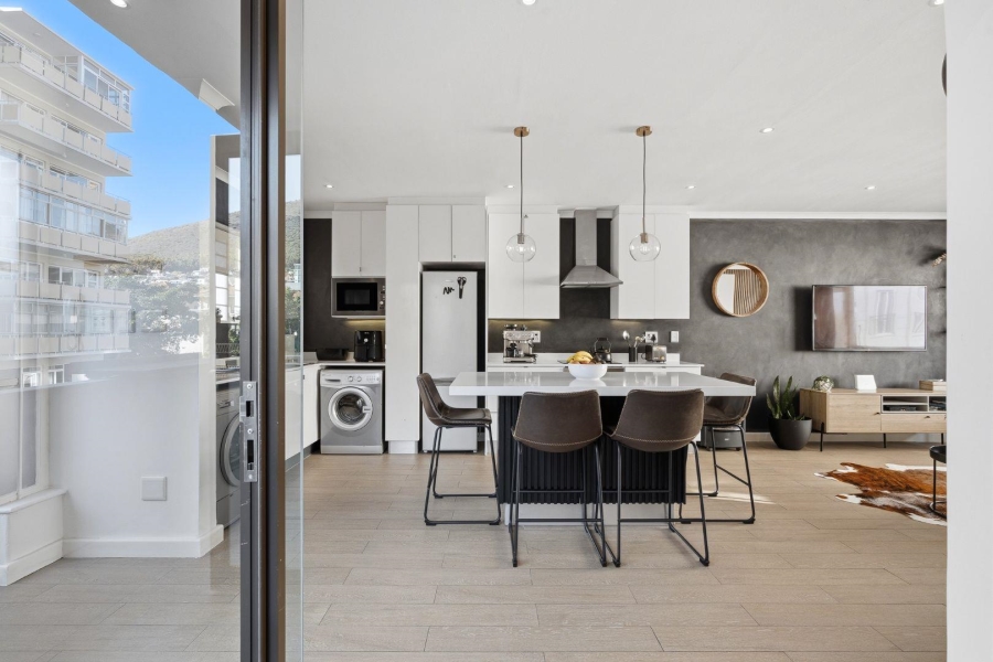 1 Bedroom Property for Sale in Green Point Western Cape